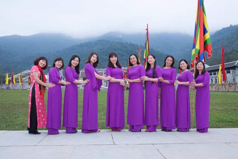 ao dai, ton vinh ve dep phu nu viet hinh 3