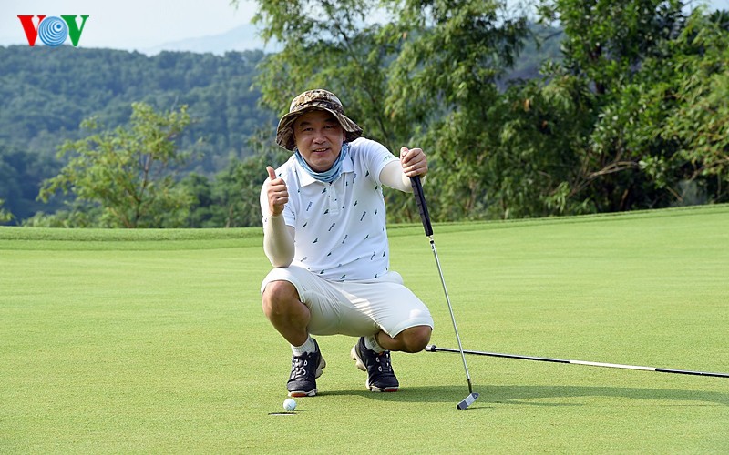 golfer lee sang ho vo dich giai bamboo airways golf tournament 2018 hinh 1
