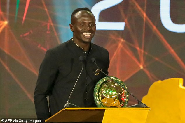 sadio mane giat giai "cau thu xuat sac nhat chau phi 2019" hinh 1