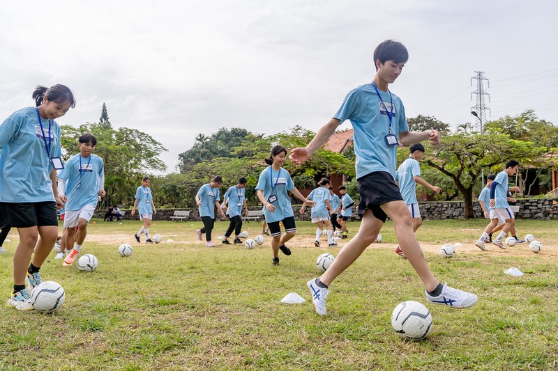 man city va chuong trinh chap canh, truyen lua cho uoc mo viet hinh 2