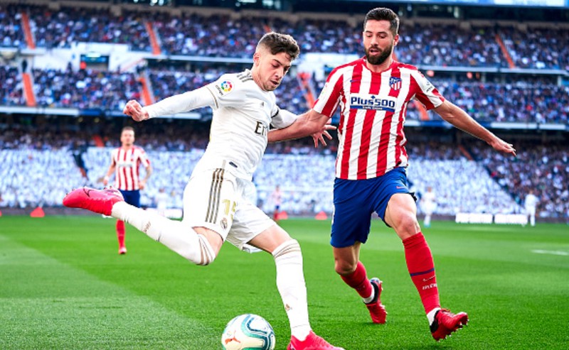 truc tiep real madrid vs atletico madrid vong 22 la liga 2019/2020 hinh 1