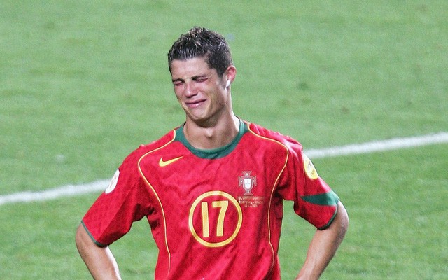 ronaldo - ke bien tuoi tac thanh nhung con so vo nghia hinh 2