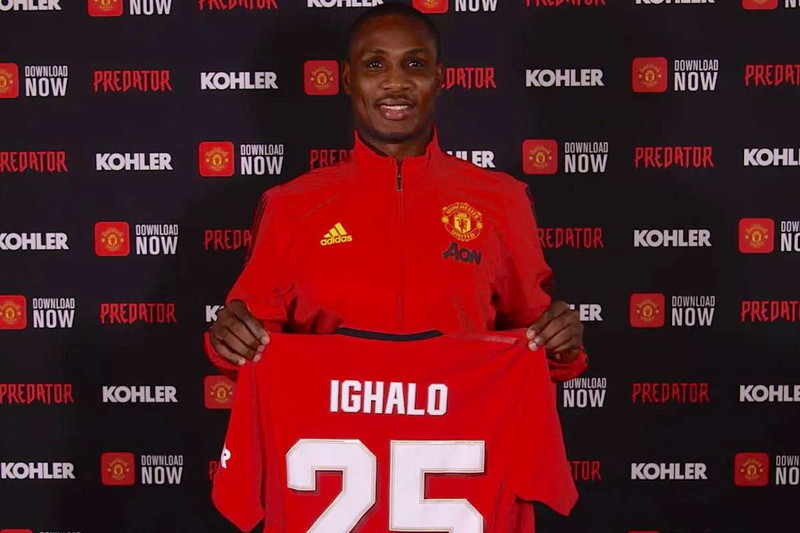 doi hinh mu o tran chien voi chelsea: fernandes "tiep dan" cho ighalo? hinh 12