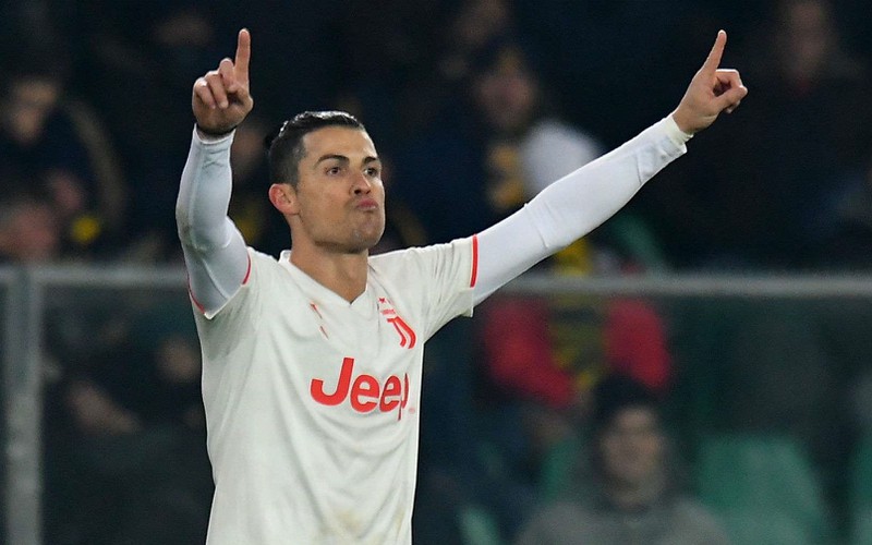 ronaldo bat ngo bi hlv sarri gach ten o vong 24 serie a hinh 1