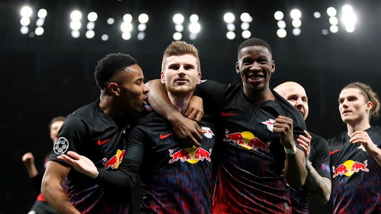 truc tiep tottenham vs rb leipzig: cho hlv mourinho tro tai hinh 2