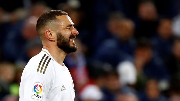 toan canh real madrid 2-0 barca: man lot xac ngoan muc cua los blancos hinh 5