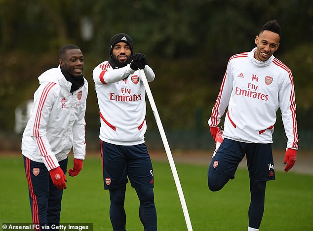 chinh thuc: hoan tran arsenal - man city vi covid-19 hinh 1