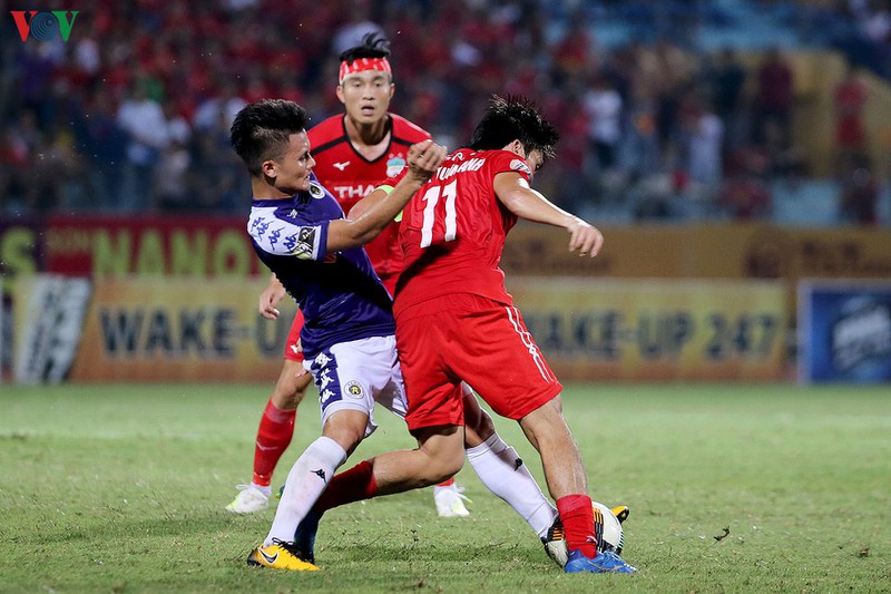 clb tphcm va ha noi fc bi anh huong boi dich covid-19 hinh 1