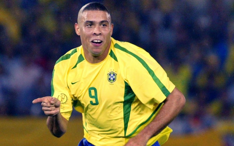 cr7 bi gach ten khoi doi hinh hay nhat lich su bong da cua ronaldo "beo" hinh 12