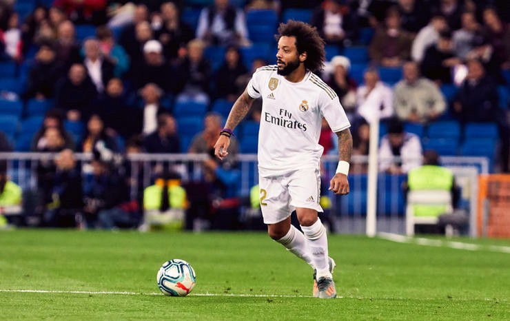 top 10 hau ve trai hay the gioi 2020: andrew robertson chi dung so 2 hinh 7