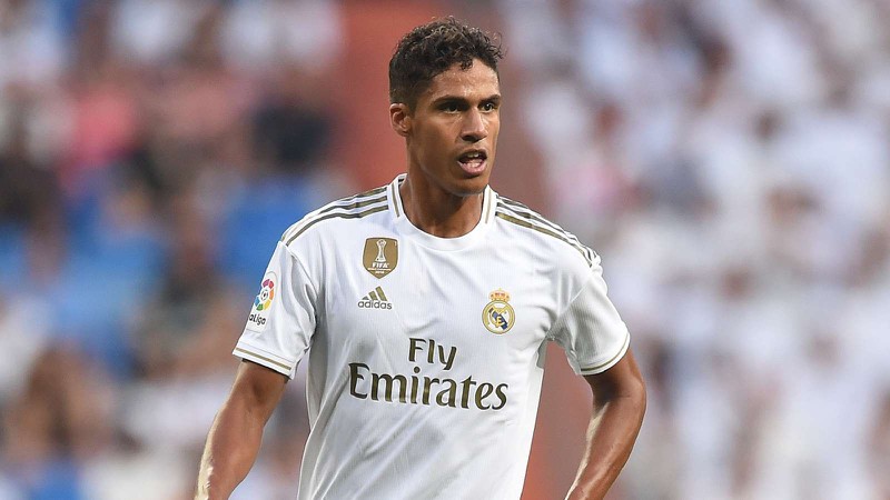 bayern tung tu choi mua varane voi gia beo hinh 1