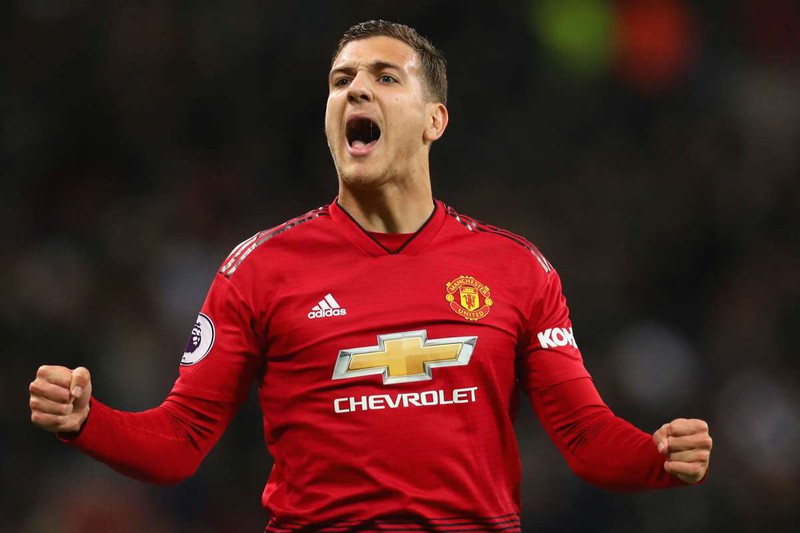 ban tin chuyen nhuong 22/4: mu rao ban tro cung cua hlv mourinho hinh 1