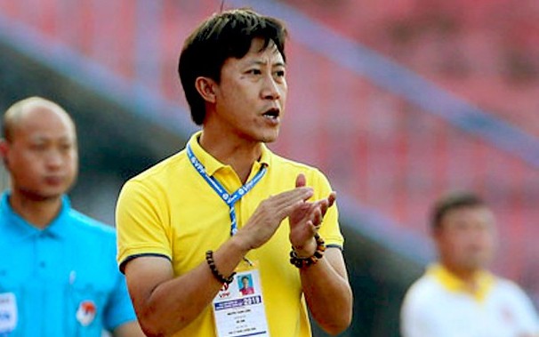 hlv thanh cong noi gi khi ra mat clb thanh hoa? hinh 1