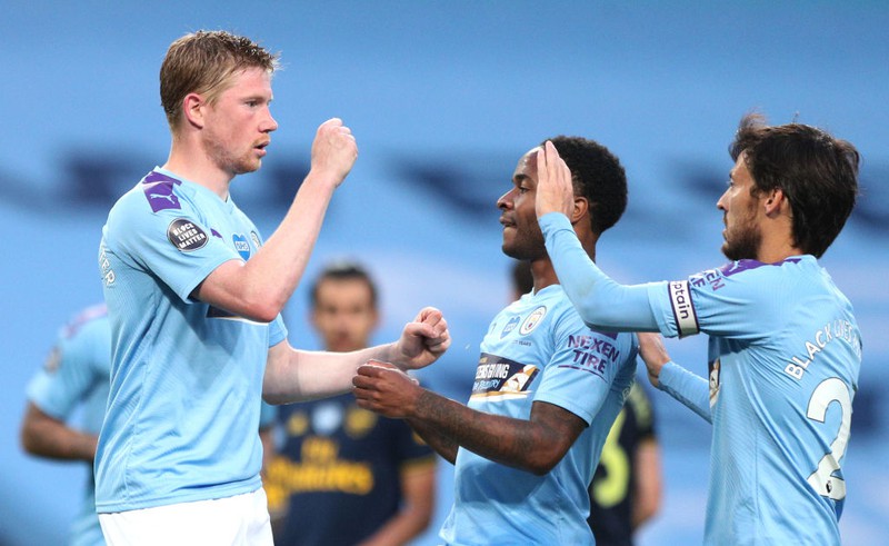 ket qua bong da man city 3-0 arsenal da bu vong 28 premier league hinh 5