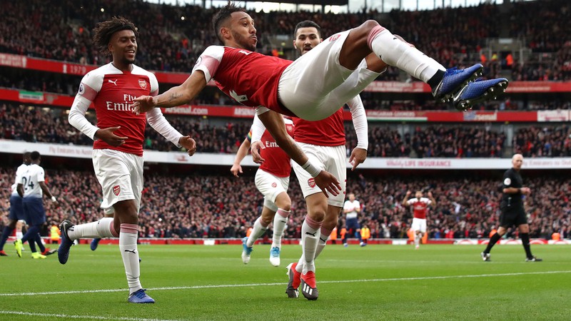 neu roi arsenal, aubameyang co dang bi coi la ke phan boi? hinh 2