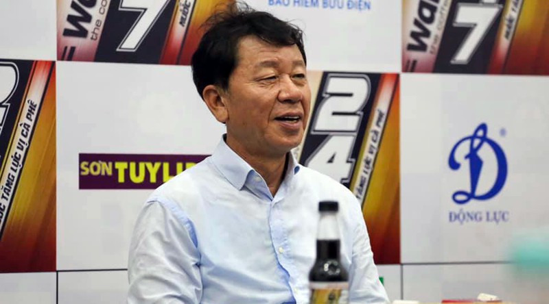 chinh thuc: hlv chung hae seong thoi dan dat clb tphcm hinh 1