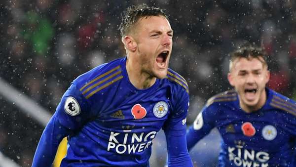 "chiec giay vang chau au" 2019/2020: ronaldo that the so voi immobile hinh 9