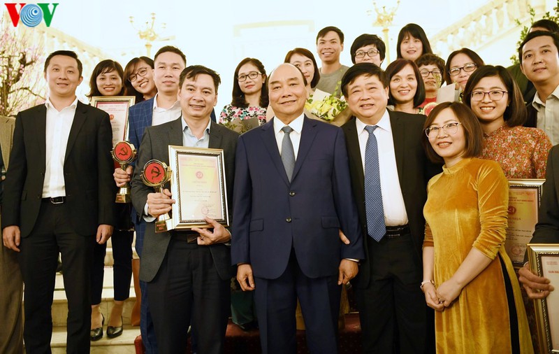 toan canh le trao giai bua liem vang 2019 hinh 13