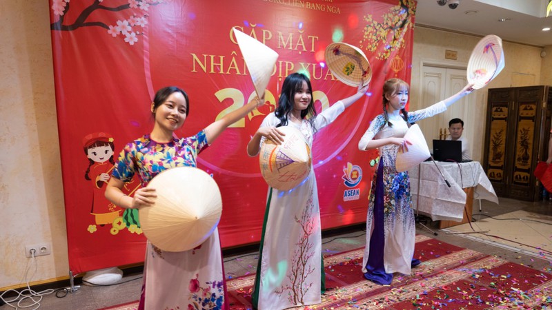 tet cong dong am ap tai thu phu vung urals cua lien bang nga  hinh 2