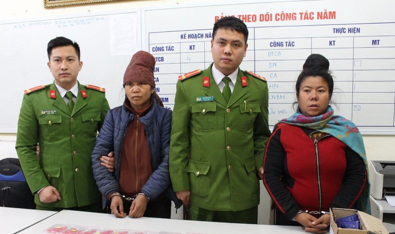 bat qua tang doi tuong mua ban hon 5.400 vien ma tuy hinh 1