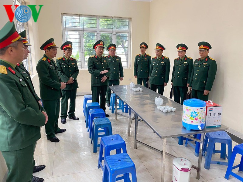 can canh noi cach ly nhung nguoi ve tu tam dich virus corona ve nuoc hinh 5