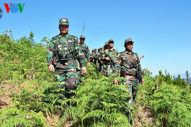 thieng lieng cot moc dac biet ba bien viet nam- lao- campuchia hinh 3