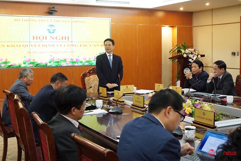 bo tt&tt dieu dong va bo nhiem 13 lanh dao chu chot hinh 1