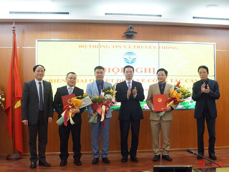 bo tt&tt dieu dong va bo nhiem 13 lanh dao chu chot hinh 2