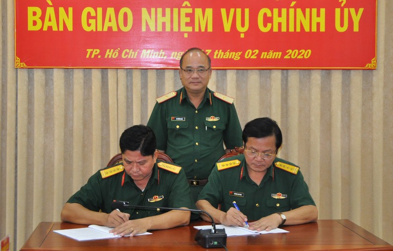 bo nhiem nhan su 4 quan khu thuoc bo quoc phong hinh 1