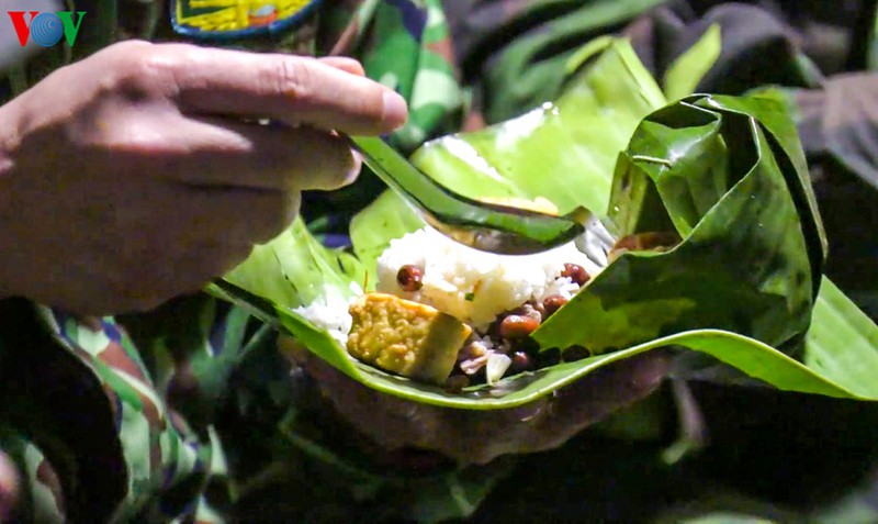 chong dich covid-19 tren duong tuan tra bien gioi quang ninh hinh 10