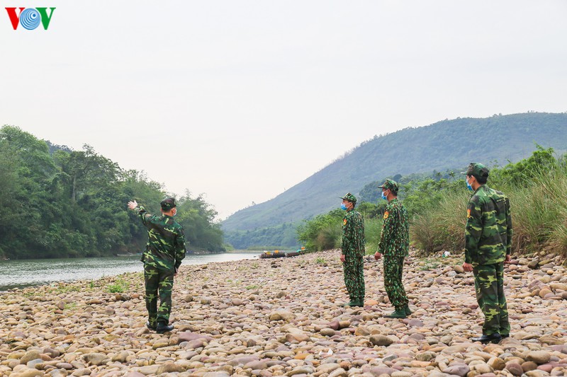 chong dich covid-19 tren duong tuan tra bien gioi quang ninh hinh 5