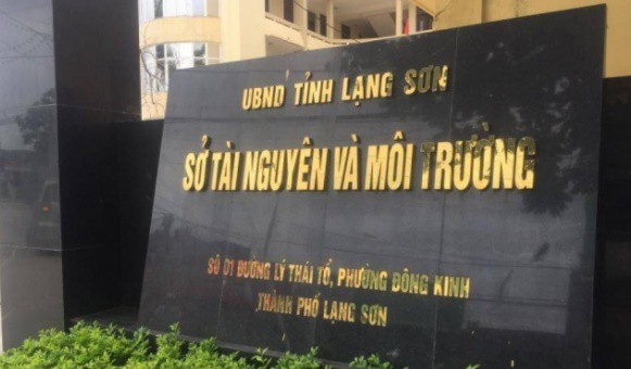 khoi to bi can, bat tam giam pho giam doc so tn&mt tinh lang son hinh 1