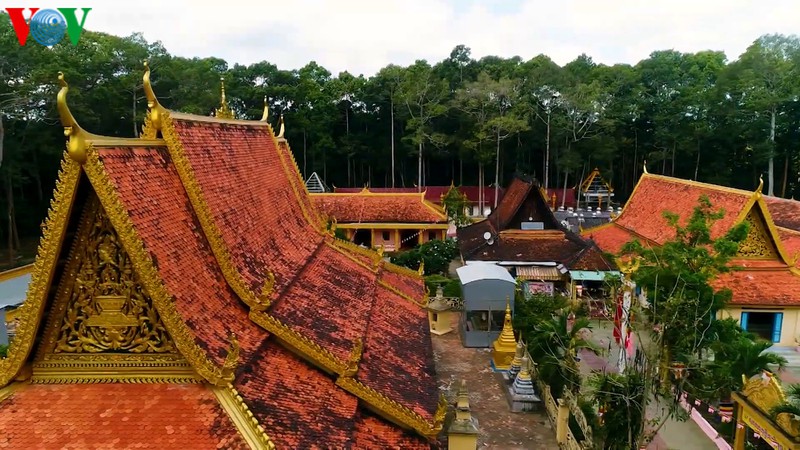 dong bao khmer nam bo don tet chol chnam thmay voi tinh than chong dich hinh 13