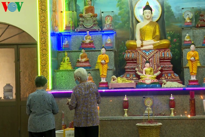 dong bao khmer nam bo don tet chol chnam thmay voi tinh than chong dich hinh 9