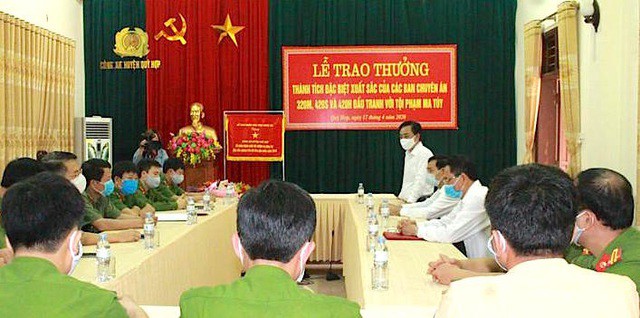 nua thang "danh" 3 chuyen an lien quan den "cai chet trang" hinh 1