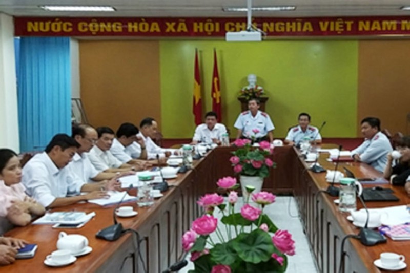 lien quan vu truc loi chinh sach, nhieu can bo bi de nghi ky luat hinh 1