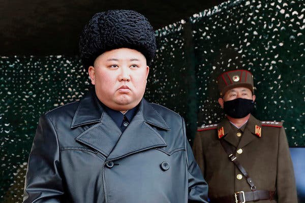lanh dao trieu tien - kim jong un xuat hien truoc cong chung  hinh 1