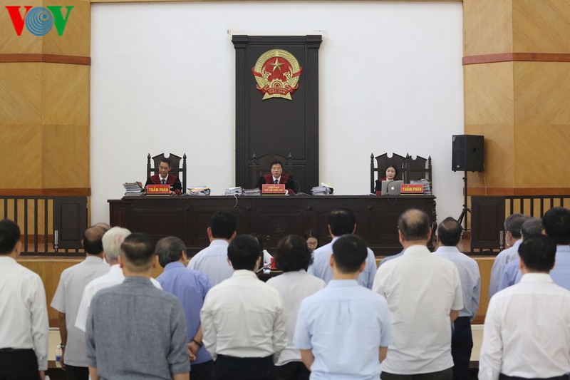 vo va em gai phan van anh vu cho rang nha dat mua hop phap hinh 2
