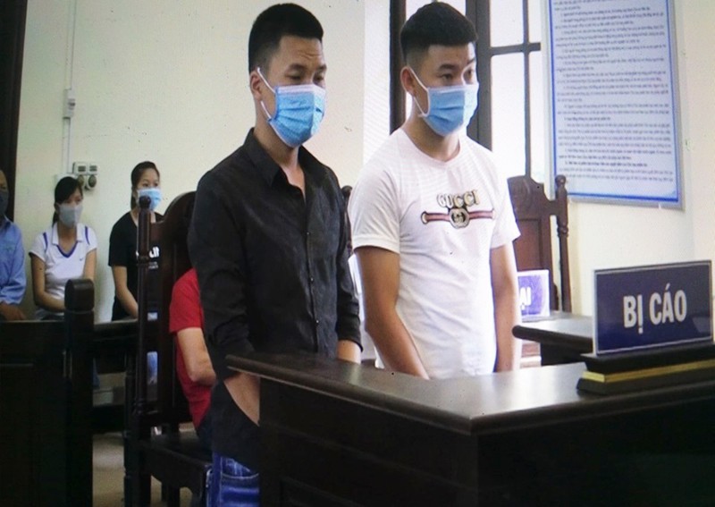 27 thang tu giam cho cac doi tuong tan cong chot kiem dich covid-19 hinh 1