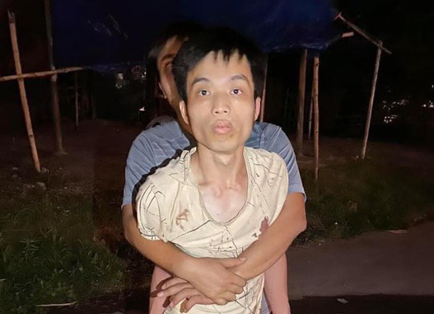 da bat duoc doi tuong dam tai xe taxi o quang ninh, nghi van cuop xe        hinh 1