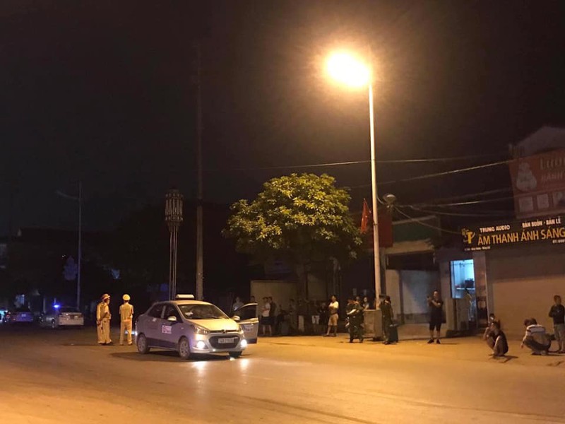 doi tuong dung dao dam tai xe de cuop taxi tai quang ninh hinh 1