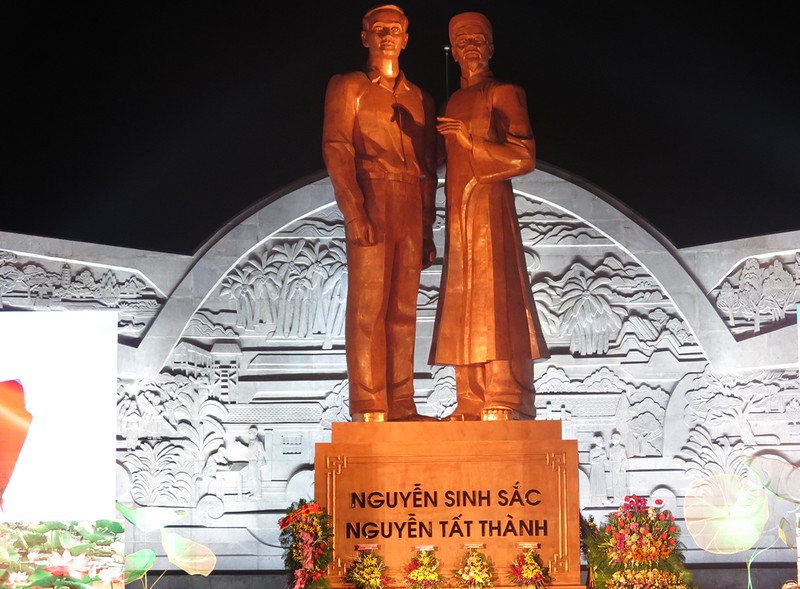 tham noi bac ho gap phu than lan cuoi hinh 3