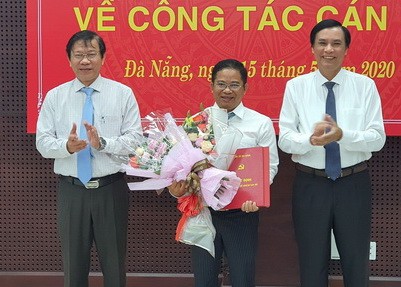 ong hoang son tra giu chuc pho bi thu quan uy son tra hinh 1