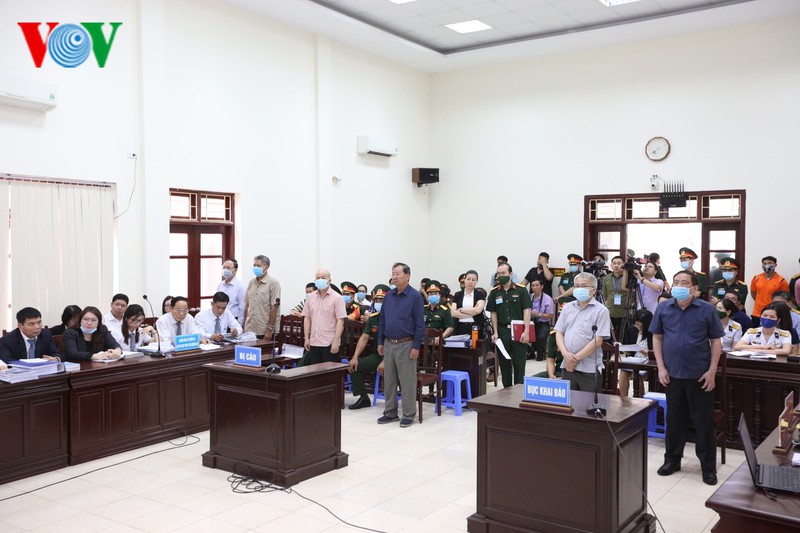 do doc nguyen van hien hau toa, duoc ngoi khai bao vi ly do suc khoe hinh 2