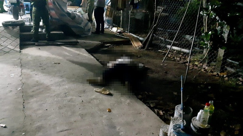 bat giu nghi pham giet cha ruot vi tuc gian hinh 1