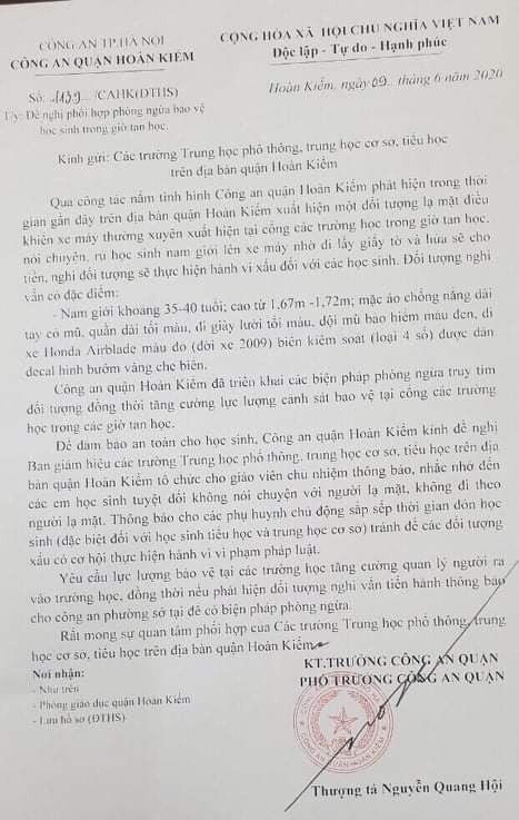 cong an canh bao ve doi tuong chuyen du do cac nam sinh tai hoan kiem hinh 2