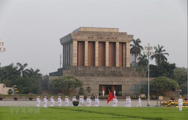 tam dung cac le vieng lang chu tich ho chi minh de tu bo hinh 1