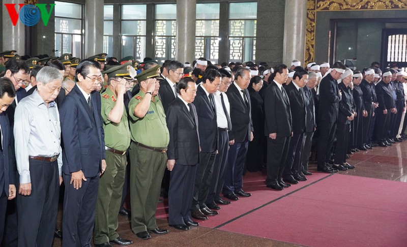 anh: le truy dieu, tien dua nha tinh bao tran quoc huong hinh 6