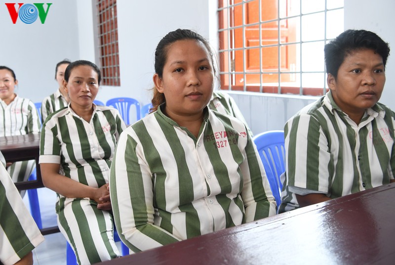 chuyen day tieng viet cho pham nhan nguoi nuoc ngoai o binh thuan hinh 3