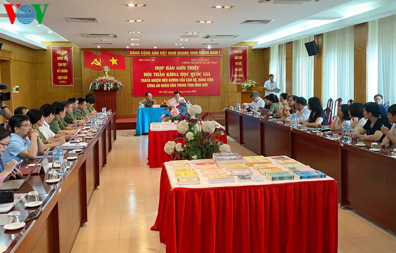 thuong tuong nguyen van thanh: to chuc toi pham luon tim cach loi keo cong an hinh 2
